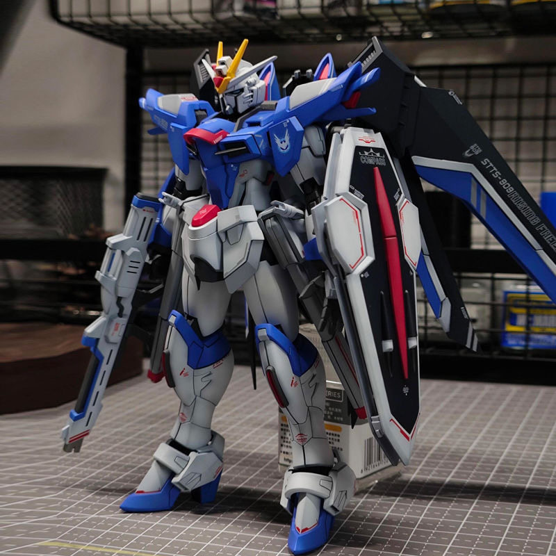 Model Kit Unicorn - 1/144 HG Skala Mecha Plastikowy Model