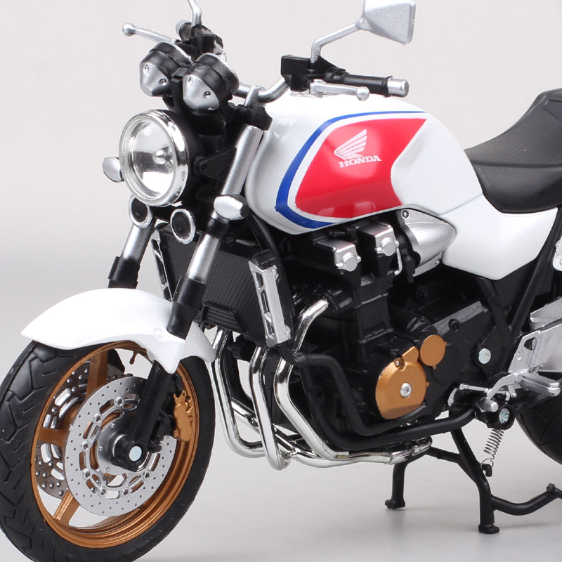 1/12 Honda CB1300SF motocykl z – Model Kit Aoshima recenzja i cena