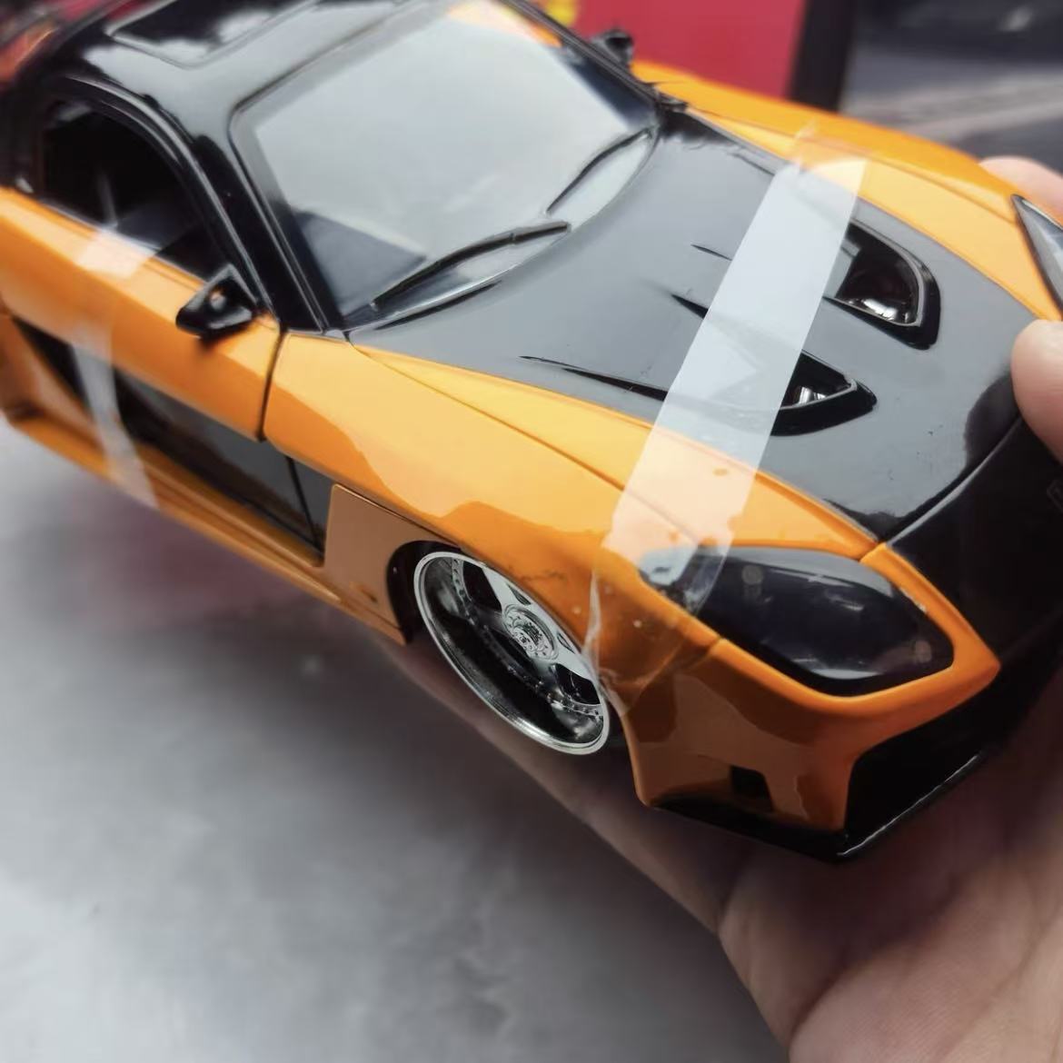 JADA 1:24 Tokyo Drift Han RX7  – Model Kit Mustang recenzja i cena