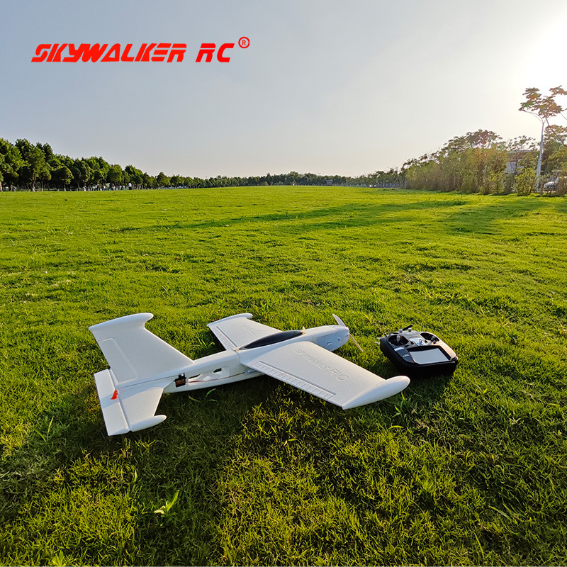 Model samolotu bojowego Skywal – Model Kit Competition recenzja i cena